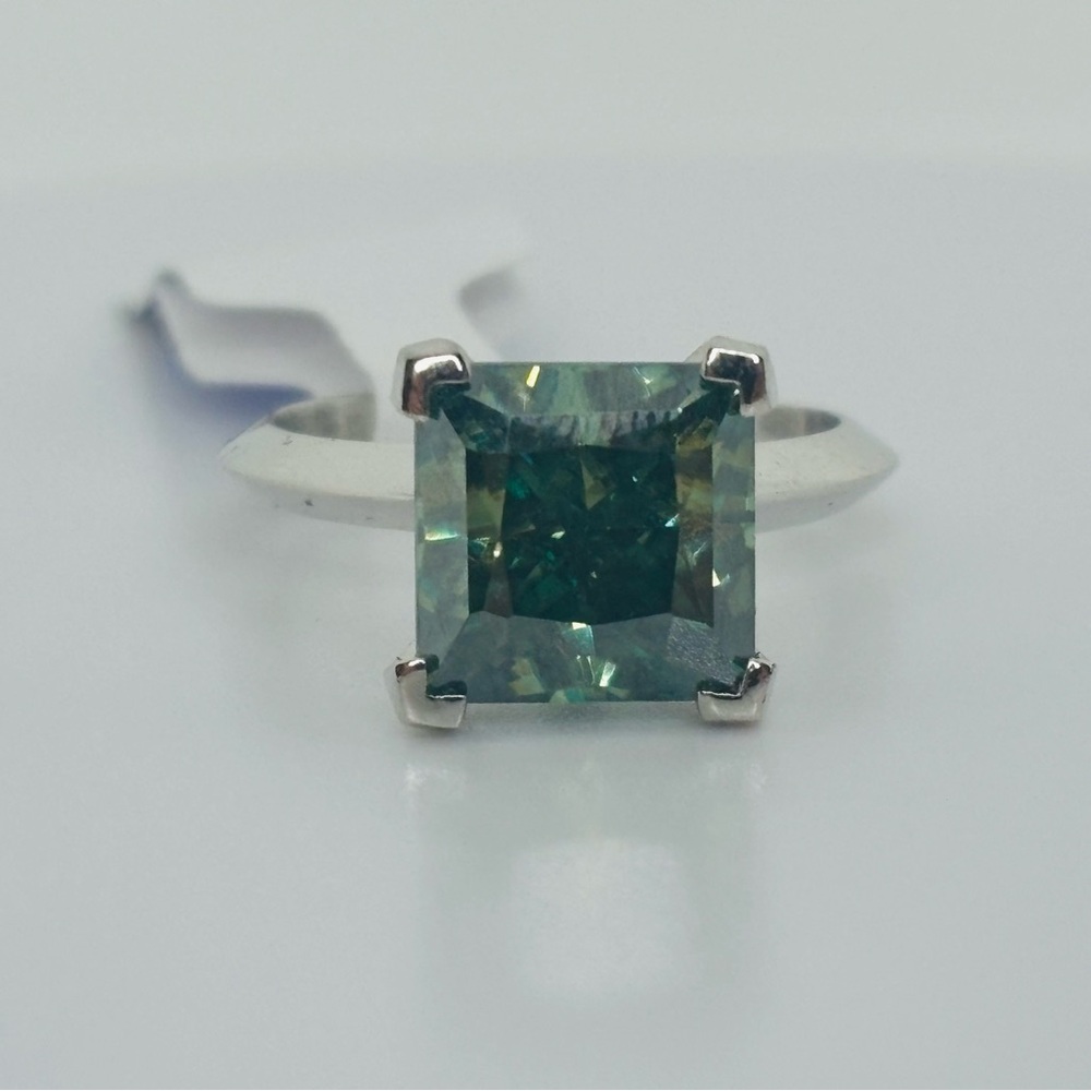 5.12ct MOISSANITE RING SIZE 7